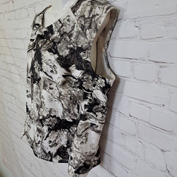 Robert Rodriguez Sleeveless Blouse Size 16 - Picture 3 of 8